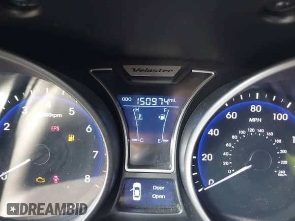 2013 Hyundai Veloster Turbo с VIN KMHTC6AEXDU138141, выставлен на аукционе IAAI как лот 42401259 с пробегом 150 974 миль миль и . История ставок и продаж доступна на DreamBid. Изображение 16.