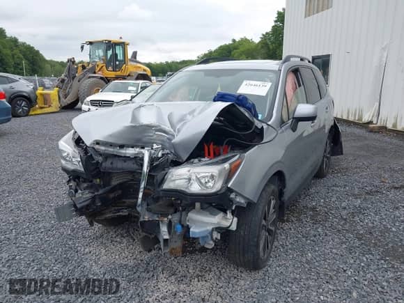 2018 Subaru Forester Premium with VIN JF2SJGEC8JH449707, listed as a IAAI auction lot 42646139 with 103,000 mi miles and . Bid and sale history available at DreamBid. Image 6.
