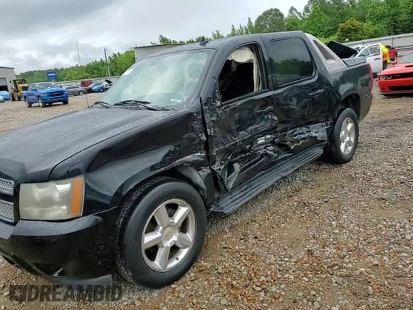 2009 Chevrolet Avalanche 1LT with VIN 3GNEC22J39G175292, listed as a Copart auction lot 61447155 with Not provided miles and Salvage title. Bid and sale history available at DreamBid. Image 14.