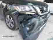 2019 Nissan Pathfinder S z VIN 5N1DR2MN4KC588328, wystawiony jako IAAI lot #43241222 z przebiegiem 129 820 mil mil oraz . Historia ofert i sprzedaży dostępna na DreamBid. Obrazek 6.