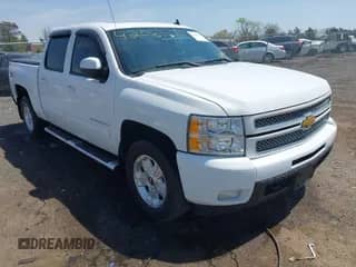 2013 Chevrolet Silverado 1500 LTZ with VIN 3GCPKTE24DG123063, listed as a IAAI auction lot 42061675 with 221,813 mi miles and . Bid and sale history available at DreamBid. Image 1.