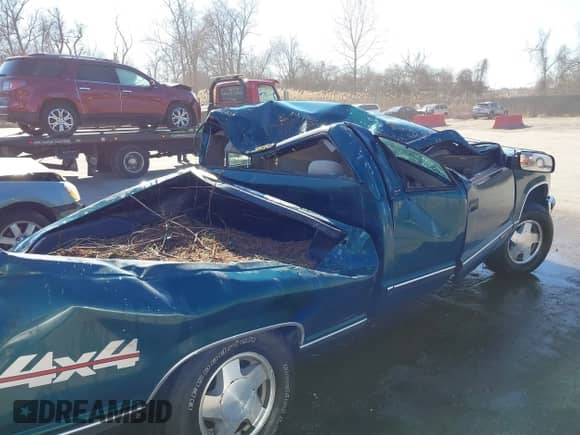 1998 GMC Sierra 1500 с VIN 2GTEK19R4W1524675, выставлен на аукционе IAAI как лот 41751259 с пробегом 88 929 миль миль и . История ставок и продаж доступна на DreamBid. Изображение 6.