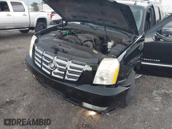 2009 Cadillac Escalade с VIN 1GYFK23209R216656, выставлен на аукционе IAAI как лот 42622663 с пробегом Не указан миль и . История ставок и продаж доступна на DreamBid. Изображение 6.