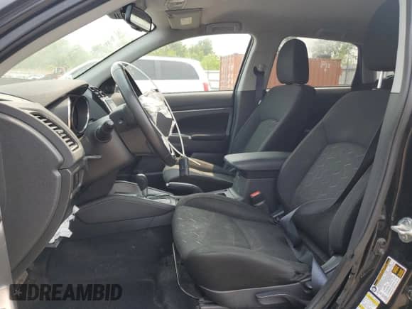 2020 Mitsubishi Outlander SE с VIN JA4AP4AUXLU006291, выставлен на аукционе Copart как лот 58545895 с пробегом 62 079 миль миль и Списание • Salvage title. История ставок и продаж доступна на DreamBid. Изображение 7.