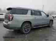 2023 Chevrolet Suburban RST z VIN 1GNSKEKD4PR122034, wystawiony jako Copart lot #85301664 z przebiegiem 36 340 mil mil oraz Szkoda całkowita • Salvage title. Historia ofert i sprzedaży dostępna na DreamBid. Obrazek 3.