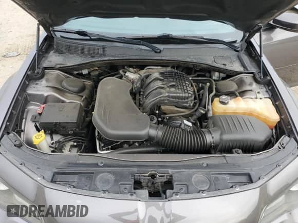 2015 Chrysler 300 S с VIN 2C3CCABG6FH820306, выставлен на аукционе Copart как лот 68740145 с пробегом 54 766 миль миль и Списание • Salvage title. История ставок и продаж доступна на DreamBid. Изображение 11.