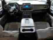 2023 Chevrolet Suburban LT z VIN 1GNSCCKD0PR277634, wystawiony jako Copart lot #71211365 z przebiegiem 71 205 mil mil oraz Czysty tytuł • Clean title. Historia ofert i sprzedaży dostępna na DreamBid. Obrazek 8.