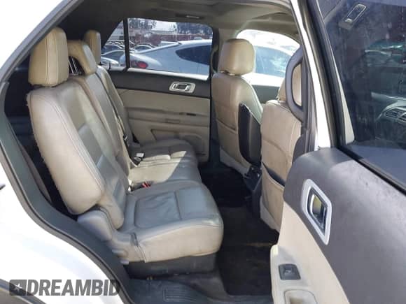 2012 Ford Explorer XLT z VIN 1FMHK7D86CGA56618, wystawiony jako IAAI lot #43176324 z przebiegiem 156 067 mil mil oraz . Historia ofert i sprzedaży dostępna na DreamBid. Obrazek 8.