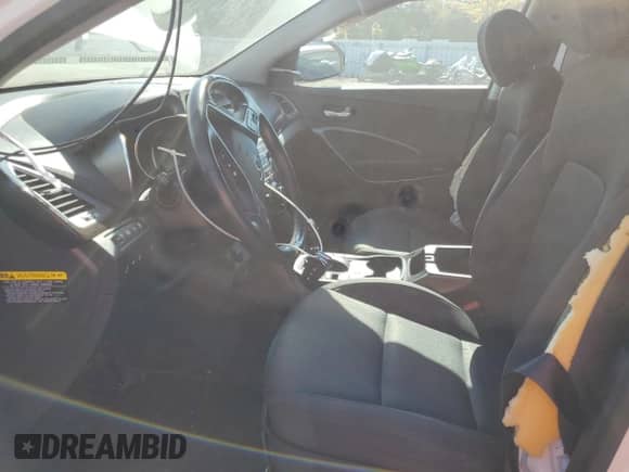 2019 Hyundai Santa Fe SE with VIN KM8SNDHF9KU296976, listed as a Copart auction lot 84476545 with 112,167 mi miles and Clean title. Bid and sale history available at DreamBid. Image 7.