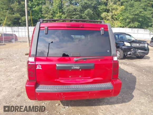 2006 Jeep Commander with VIN 1J8HH48NX6C189274, listed as a IAAI auction lot 42883254 with 168,690 mi miles and . Bid and sale history available at DreamBid. Image 6.