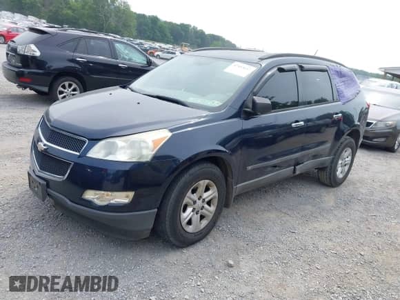 2010 Chevrolet Traverse LS z VIN 1GNLREED7AS105059, wystawiony jako IAAI lot #42483657 z przebiegiem 224 684 mil mil oraz . Historia ofert i sprzedaży dostępna na DreamBid. Obrazek 16.