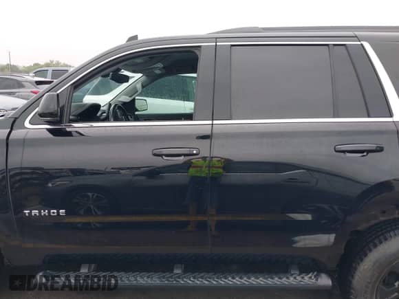 2020 Chevrolet Tahoe LS с VIN 1GNSCAKC5LR275173, выставлен на аукционе IAAI как лот 41931311 с пробегом 86 780 миль миль и . История ставок и продаж доступна на DreamBid. Изображение 15.