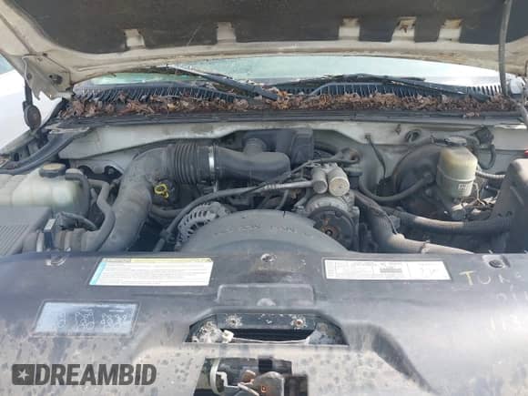 2000 Chevrolet Silverado 1500 LS with VIN 1GCEC14W1YZ152507, listed as a IAAI auction lot 42510745 with 163,400 mi miles and . Bid and sale history available at DreamBid. Image 10.