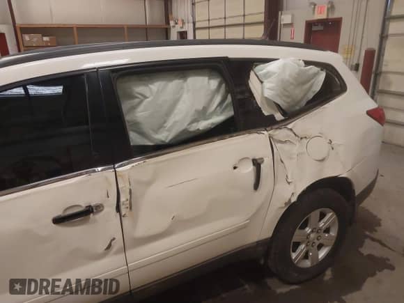 2011 Chevrolet Traverse 2LT с VIN 1GNKVJED0BJ219122, выставлен на аукционе IAAI как лот 39736708 с пробегом 142 564 миль миль и . История ставок и продаж доступна на DreamBid. Изображение 6.