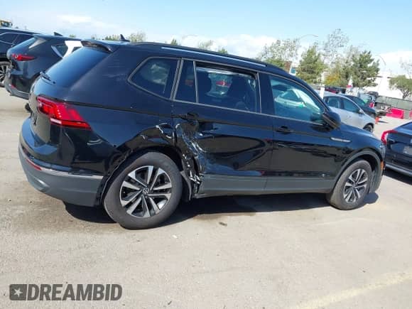 2024 Volkswagen Tiguan S с VIN 3VVRB7AX1RM136302, выставлен на аукционе IAAI как лот 41966586 с пробегом 5 455 миль миль и . История ставок и продаж доступна на DreamBid. Изображение 6.