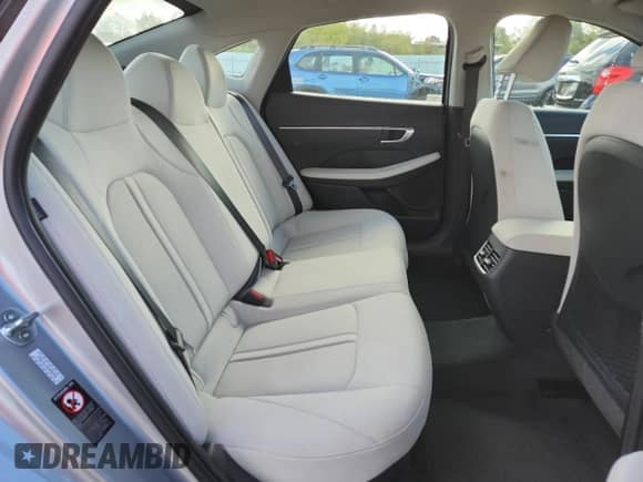 2021 Hyundai Sonata Blue с VIN KMHL24JJ6MA030492, выставлен на аукционе Copart как лот 84024805 с пробегом 27 940 миль миль и Списание • Salvage title. История ставок и продаж доступна на DreamBid. Изображение 10.