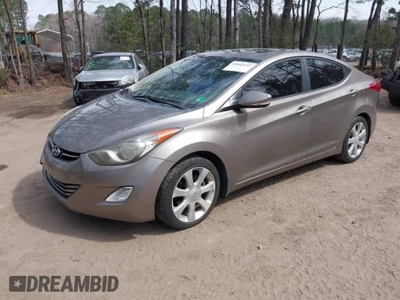 2011 Hyundai Elantra GLS с VIN 5NPDH4AEXBH005465, выставлен на аукционе IAAI как лот 41843247 с пробегом 126 990 миль миль и . История ставок и продаж доступна на DreamBid. Изображение 17.