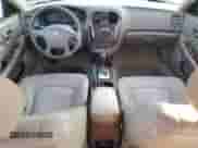 2002 Hyundai Sonata GLS z VIN KMHWF35HX2A591620, wystawiony jako Copart lot #61390125 z przebiegiem 172 396 mil mil oraz Szkoda całkowita • Salvage title. Historia ofert i sprzedaży dostępna na DreamBid. Obrazek 8.