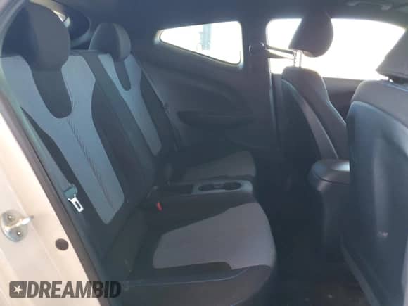 2021 Hyundai Veloster 2.0 z VIN KMHTG6AF7MU032825, wystawiony jako Copart lot #55902995 z przebiegiem 60 347 mil mil oraz Szkoda całkowita • Salvage title. Historia ofert i sprzedaży dostępna na DreamBid. Obrazek 10.