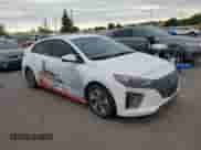 2019 Hyundai Ioniq SEL z VIN KMHC75LC9KU120799, wystawiony jako Copart lot #82252105 z przebiegiem 98 292 mil mil oraz Szkoda całkowita • Salvage title. Historia ofert i sprzedaży dostępna na DreamBid. Obrazek 4.