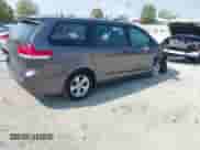 2011 Toyota Sienna с VIN 5TDKA3DC8BS007015, выставлен на аукционе IAAI как лот 42216428 с пробегом 96 597 миль миль и . История ставок и продаж доступна на DreamBid. Изображение 4.