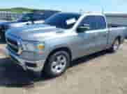 2020 Ram 1500 Big Horn z VIN 1C6RREBT8LN294862, wystawiony jako IAAI lot #42174416 z przebiegiem 119 334 mil mil oraz . Historia ofert i sprzedaży dostępna na DreamBid. Obrazek 2.