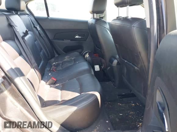 2015 Chevrolet Cruze Diesel z VIN 1G1P75SZ6F7170844, wystawiony jako IAAI lot #42082654 z przebiegiem 99 033 mil mil oraz . Historia ofert i sprzedaży dostępna na DreamBid. Obrazek 8.