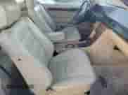 1990 Mercedes-Benz 300 CE с VIN WDBEA51D3LB226154, выставлен на аукционе Copart как лот 88838675 с пробегом 118 864 миль миль и Чистый • Clean title. История ставок и продаж доступна на DreamBid. Изображение 10.