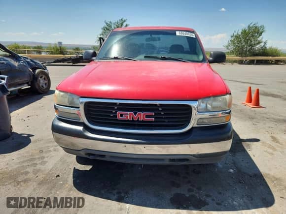 2001 GMC Sierra 1500 SL with VIN 1GTEC14W21Z211005, listed as a Copart auction lot 68640635 with 200,862 mi miles and Salvage title. Bid and sale history available at DreamBid. Image 5.