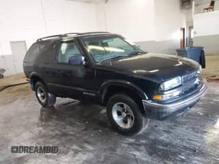 2001 Chevrolet Blazer LS with VIN 1GNCS18W51K260297, listed as a IAAI auction lot 41697909 with 144,564 mi miles and . Bid and sale history available at DreamBid. Image 1.