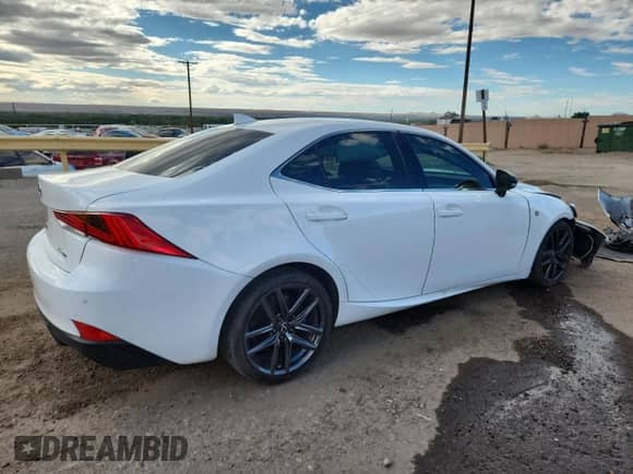 2019 Lexus IS 300 z VIN JTHBA1D20K5093453, wystawiony jako Copart lot #70944445 z przebiegiem 7 049 mil mil oraz Szkoda całkowita • Salvage title. Historia ofert i sprzedaży dostępna na DreamBid. Obrazek 3.
