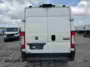 2022 Ram ProMaster Cargo z VIN 3C6LRVDG6NE100357, wystawiony jako Copart lot #59578265 z przebiegiem Nie podano mil oraz Szkoda całkowita • Salvage title. Historia ofert i sprzedaży dostępna na DreamBid. Obrazek 6.