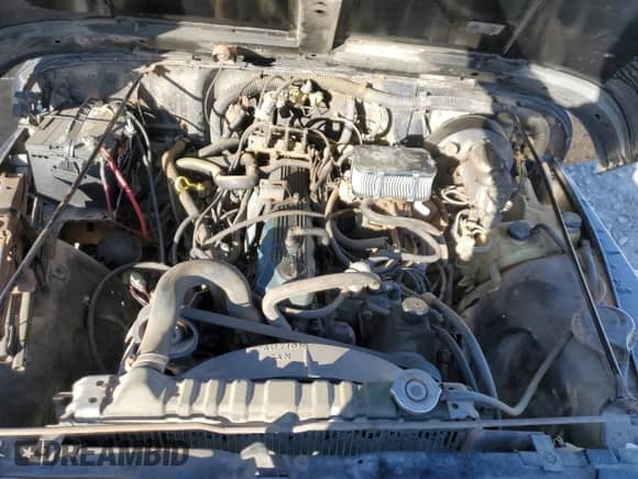 1990 Jeep Wrangler с VIN 2J4FY29T6LJ550320, выставлен на аукционе Copart как лот 46755415 с пробегом 148 103 миль миль и Чистый • Clean title. История ставок и продаж доступна на DreamBid. Изображение 11.