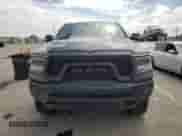 2022 Ram 1500 Rebel z VIN 1C6SRFLM6NN295638, wystawiony jako Copart lot #66517483 z przebiegiem 26 365 mil mil oraz Szkoda całkowita • Salvage title. Historia ofert i sprzedaży dostępna na DreamBid. Obrazek 5.