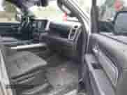 2019 Ram 1500 Big Horn z VIN 1C6RRFFG6KN674459, wystawiony jako IAAI lot #43144182 z przebiegiem 108 916 mil mil oraz . Historia ofert i sprzedaży dostępna na DreamBid. Obrazek 5.