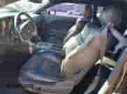 2008 Dodge Challenger SRT-8 z VIN 2B3LJ74W58H290391, wystawiony jako Copart lot #85212204 z przebiegiem 197 996 mil mil oraz Szkoda całkowita • Salvage title. Historia ofert i sprzedaży dostępna na DreamBid. Obrazek 7.