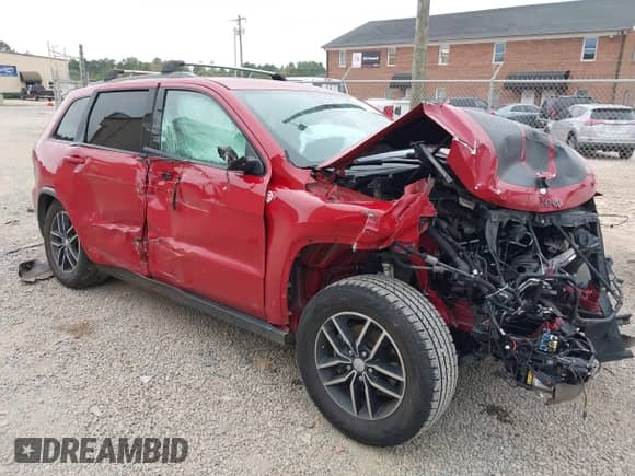 2017 Jeep Grand Cherokee Trailhawk z VIN 1C4RJFLG6HC620166, wystawiony jako IAAI lot #43297350 z przebiegiem 113 848 mil mil oraz . Historia ofert i sprzedaży dostępna na DreamBid. Obrazek 1.