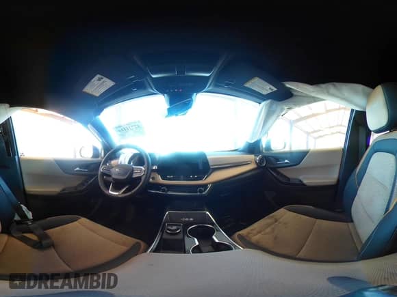 2025 Chevrolet Equinox AWD ACTIV с VIN 3GNAXSEG8SL186952, выставлен на аукционе IAAI как лот 42731114 с пробегом 7 258 миль миль и . История ставок и продаж доступна на DreamBid. Изображение 18.