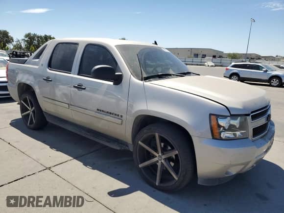 2007 Chevrolet Avalanche 2LT z VIN 3GNEC12J57G234253, wystawiony jako Copart lot #68177115 z przebiegiem 235 700 mil mil oraz Czysty tytuł • Clean title. Historia ofert i sprzedaży dostępna na DreamBid. Obrazek 4.
