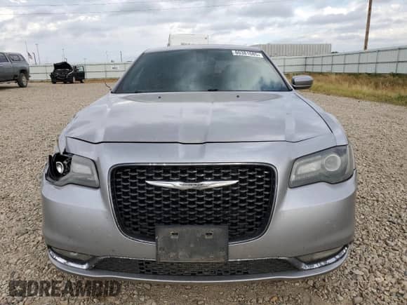 2015 Chrysler 300 S с VIN 2C3CCABG9FH898899, выставлен на аукционе Copart как лот 80381685 с пробегом 214 207 миль миль и Списание • Salvage title. История ставок и продаж доступна на DreamBid. Изображение 5.