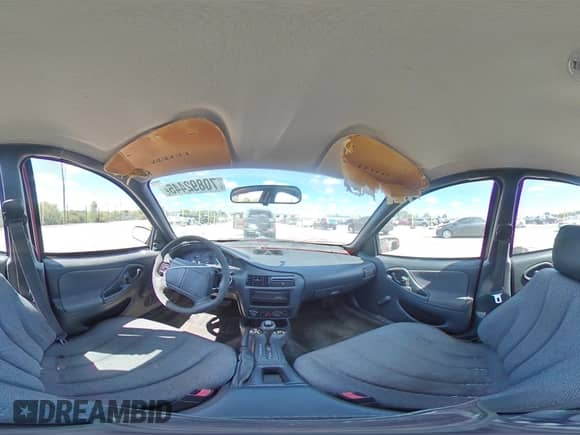 2001 Chevrolet Cavalier z VIN 1G1JC524517158151, wystawiony jako Copart lot #70892445 z przebiegiem 153 409 mil mil oraz Szkoda całkowita • Salvage title. Historia ofert i sprzedaży dostępna na DreamBid. Obrazek 14.