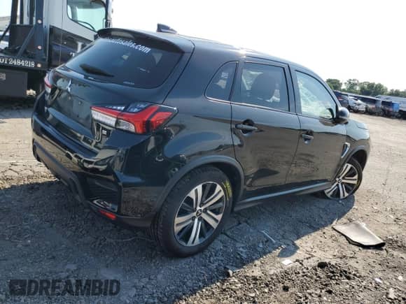 2021 Mitsubishi Outlander ES z VIN JA4ARUAU6MU030941, wystawiony jako Copart lot #68416025 z przebiegiem 86 056 mil mil oraz Szkoda całkowita • Salvage title. Historia ofert i sprzedaży dostępna na DreamBid. Obrazek 3.