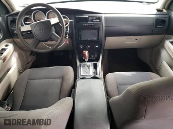 2006 Dodge Magnum with VIN 2D4FV47V76H354996, listed as a Copart auction lot 63736045 with 255,959 mi miles and Salvage title. Bid and sale history available at DreamBid. Image 8.