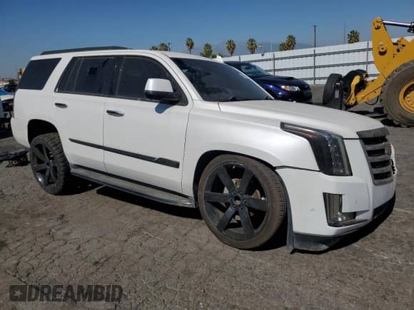 2018 Cadillac Escalade z VIN 1GYS3AKJ2JR189124, wystawiony jako Copart lot #84624425 z przebiegiem 124 529 mil mil oraz Czysty tytuł • Clean title. Historia ofert i sprzedaży dostępna na DreamBid. Obrazek 4.