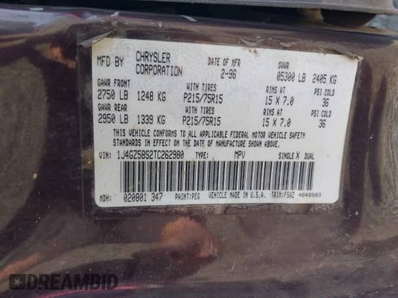 1996 Jeep Grand Cherokee Laredo z VIN 1J4GZ58S2TC262980, wystawiony jako IAAI lot #41949514 z przebiegiem 269 674 mil mil oraz . Historia ofert i sprzedaży dostępna na DreamBid. Obrazek 9.