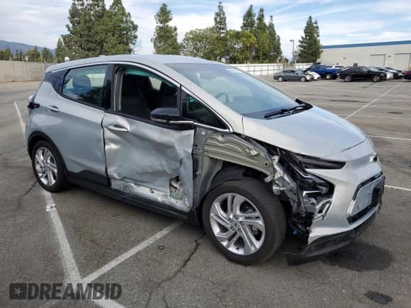 2023 Chevrolet Bolt EV 1LT z VIN 1G1FW6S08P4140575, wystawiony jako Copart lot #76200533 z przebiegiem 7 164 mil mil oraz . Historia ofert i sprzedaży dostępna na DreamBid. Obrazek 4.