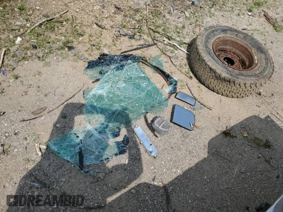 1996 Chevrolet Silverado 2500 с VIN 1GCGK24R5TE237782, выставлен на аукционе Copart как лот 62363975 с пробегом 193 992 миль миль и Чистый • Clean title. История ставок и продаж доступна на DreamBid. Изображение 12.