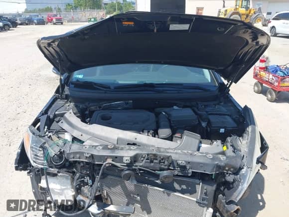 2015 Hyundai Sonata Sport z VIN 5NPE34AF1FH179989, wystawiony jako IAAI lot #42476250 z przebiegiem 141 822 mil mil oraz . Historia ofert i sprzedaży dostępna na DreamBid. Obrazek 10.