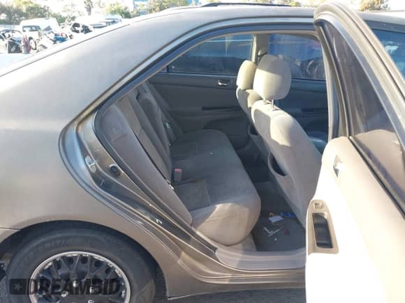 2006 Toyota Camry STD с VIN 4T1BE32K76U731886, выставлен на аукционе IAAI как лот 43194958 с пробегом 148 730 миль миль и . История ставок и продаж доступна на DreamBid. Изображение 8.