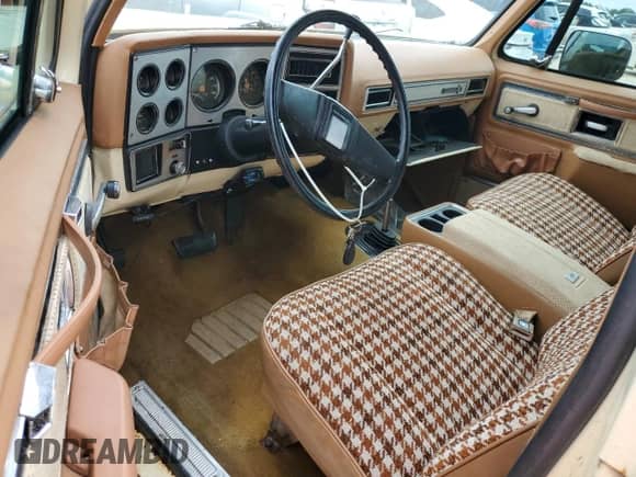 1980 Chevrolet Blazer с VIN CKL18AF139471, выставлен на аукционе Copart как лот 74931074 с пробегом 6 338 миль миль и Списание • Salvage title. История ставок и продаж доступна на DreamBid. Изображение 8.